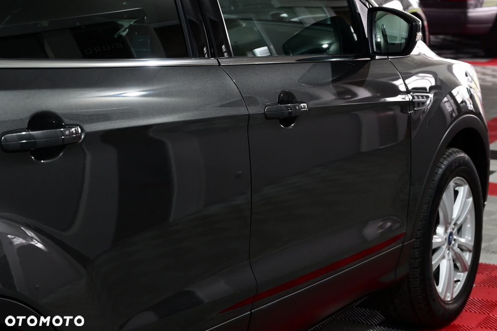 Ford Kuga 1.5 EcoBoost FWD Titanium ASS GPF - 36