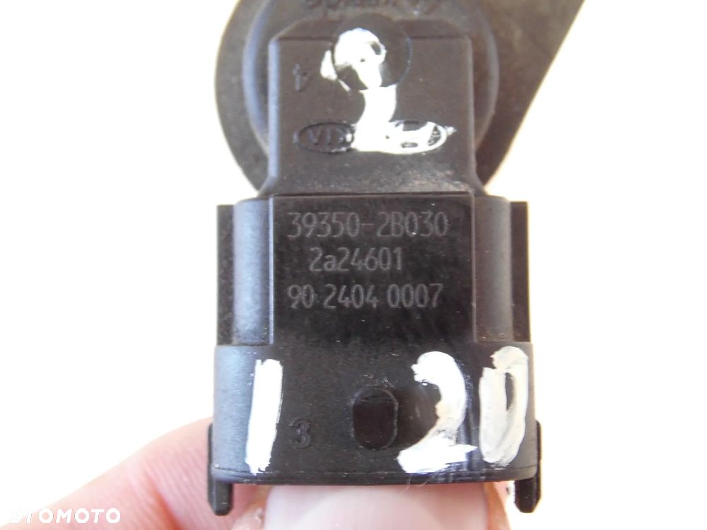 CZUJNIK POŁOŻENIA WAŁKA HYUNDAI I20 LIFT 1.2 16V - 4