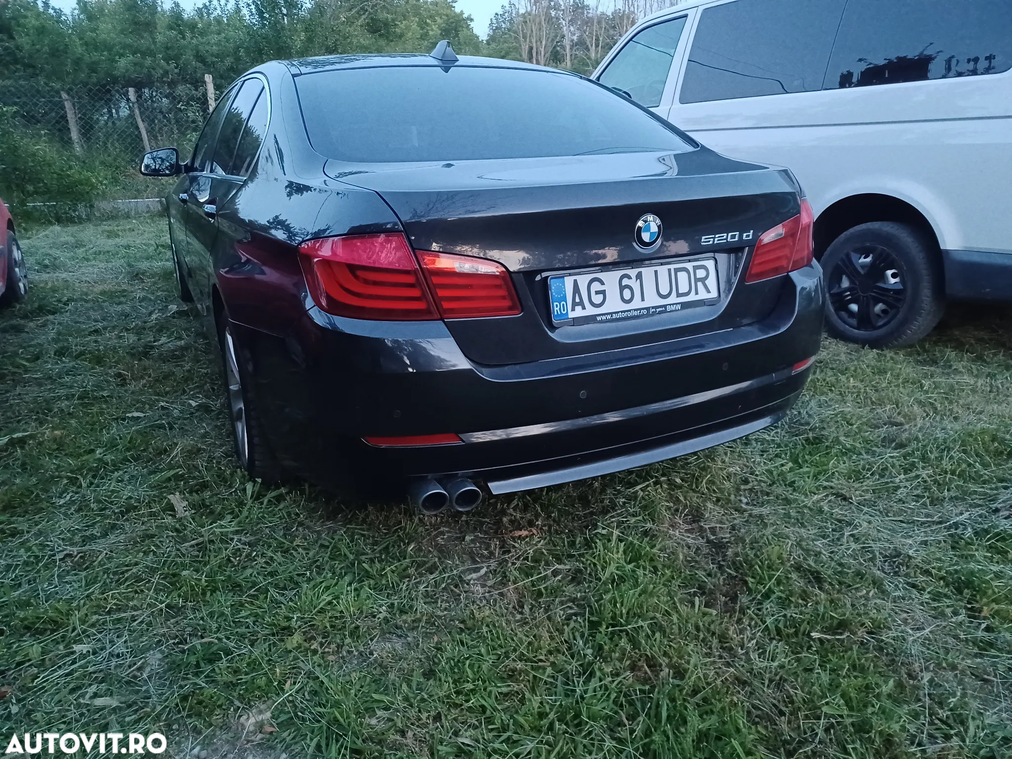 BMW Seria 5 520d - 12