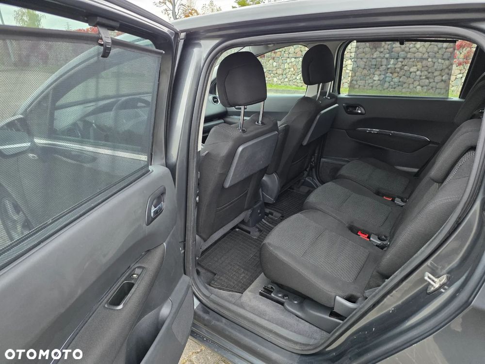 Peugeot 5008 2.0 HDi Premium - 16