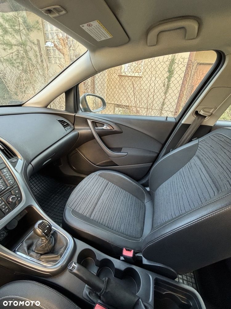 Opel Astra 1.6 EU6 - 7
