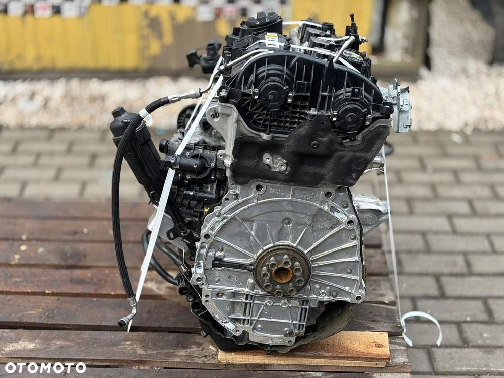 BMW G20 G21 330e SILNIK GŁOWICA MISKA B48B20M1 - 1