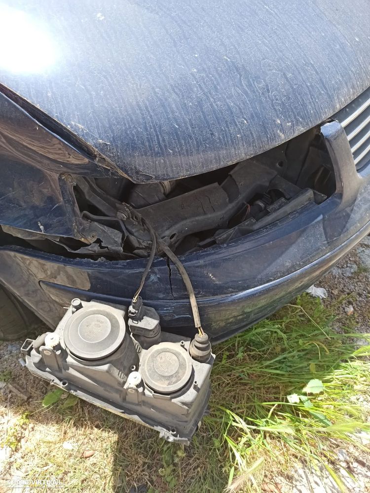 VW Passat Variant 2.5 TDi Highline - 19