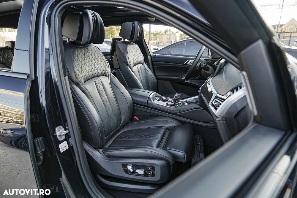 BMW X6 M M50i - 12