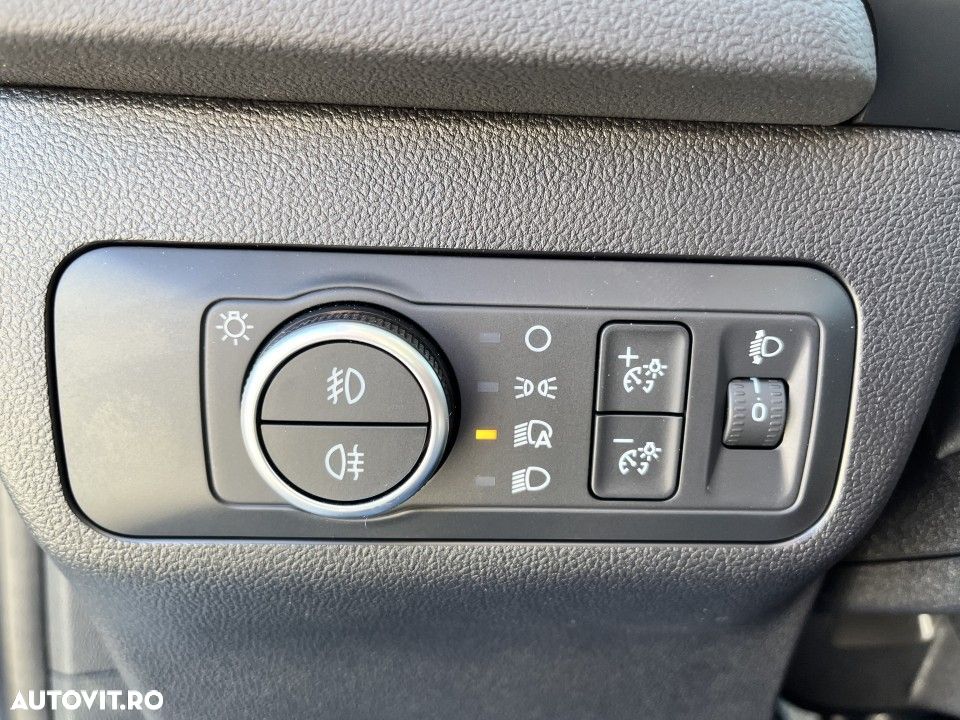 Ford Kuga - 20