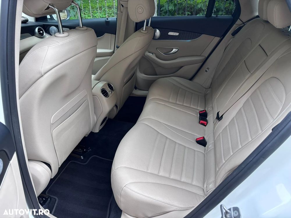 Mercedes-Benz GLC 250 4MATIC - 14