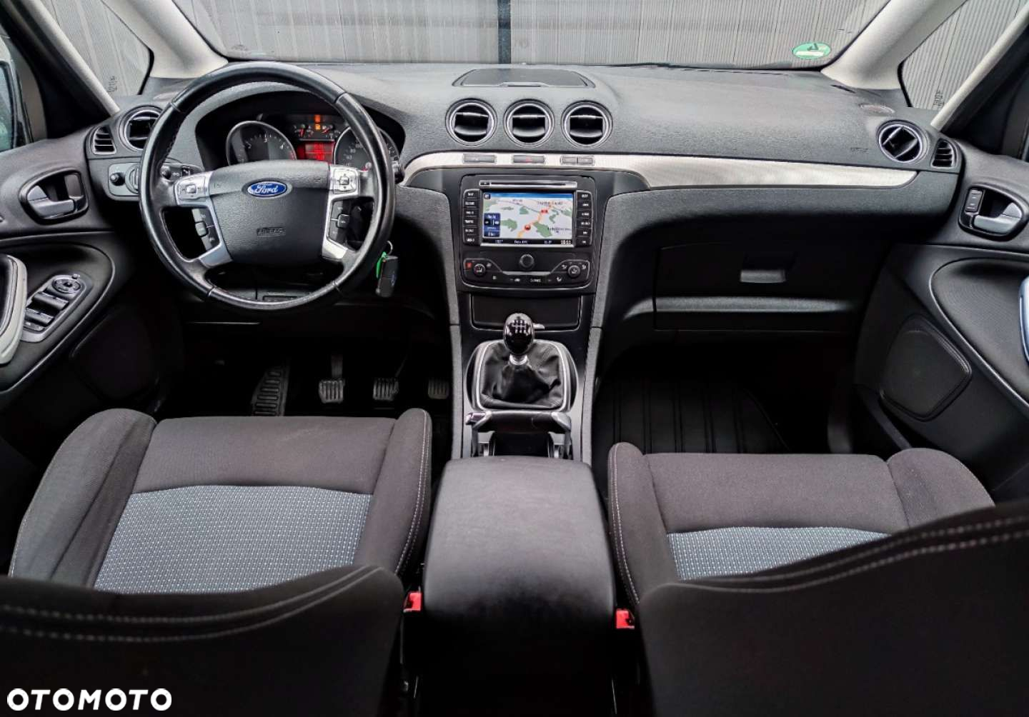 Ford S-Max 2.0 TDCi DPF Business Edition - 19