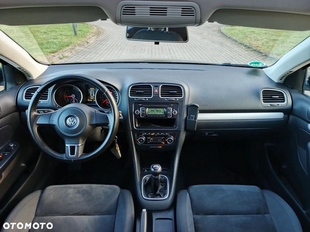 Volkswagen Golf 2.0 TDI DPF Highline - 7