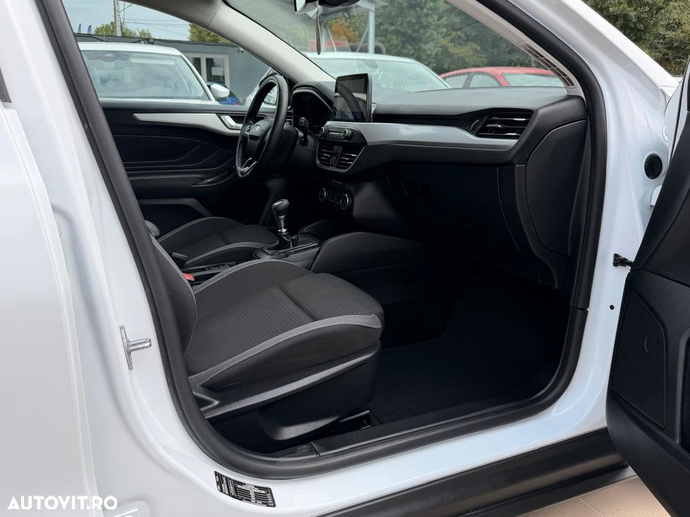 Ford Focus 1.5 EcoBlue Trend - 18