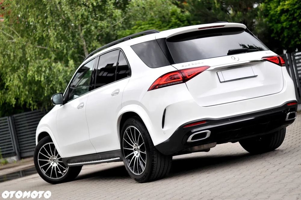 Mercedes-Benz GLE 300 d 4Matic 9G-TRONIC AMG Line - 13
