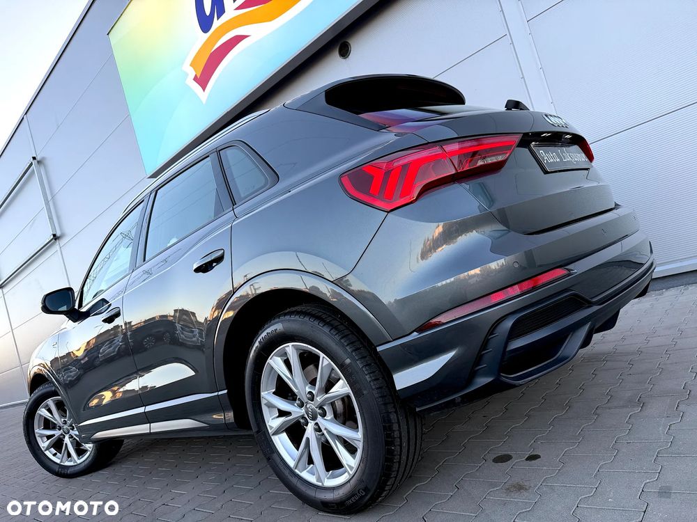 Audi Q3 2019 photo 2
