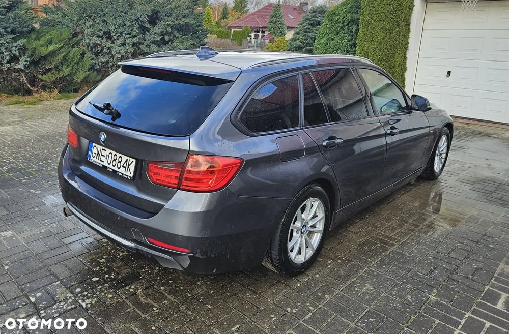 BMW Seria 3 320d - 5