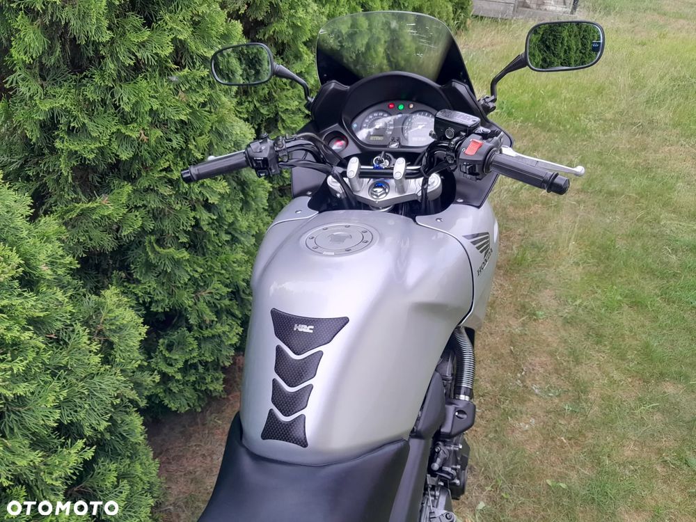 Honda CBF - 18