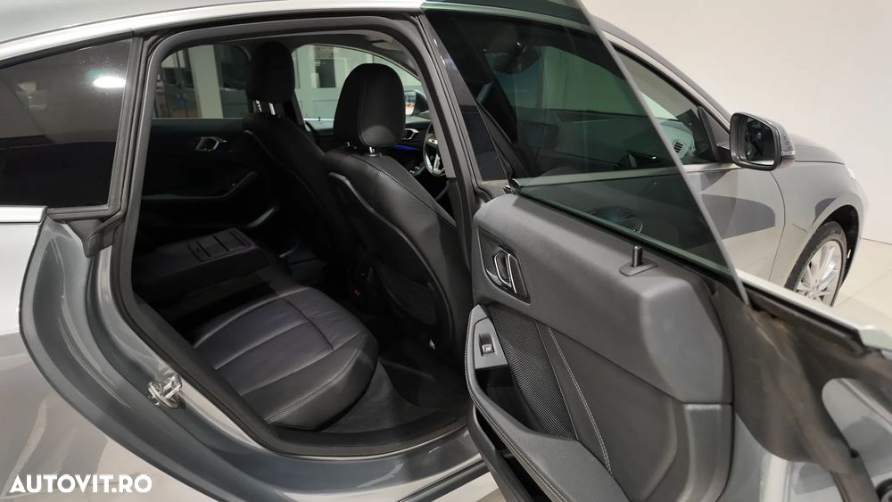 BMW Seria 2 218i Aut. Advantage - 35