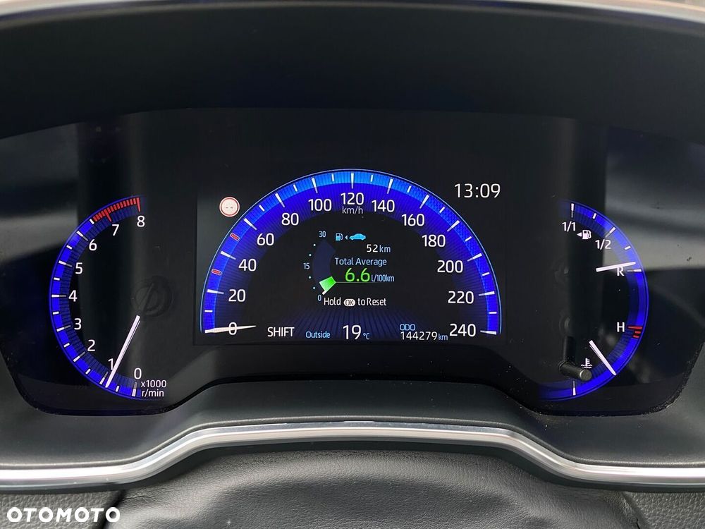 Toyota Corolla - 23