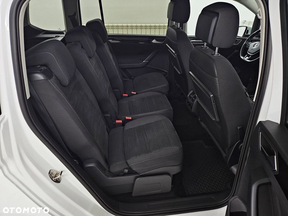 Volkswagen Touran 1.5 TSI EVO Highline DSG - 23