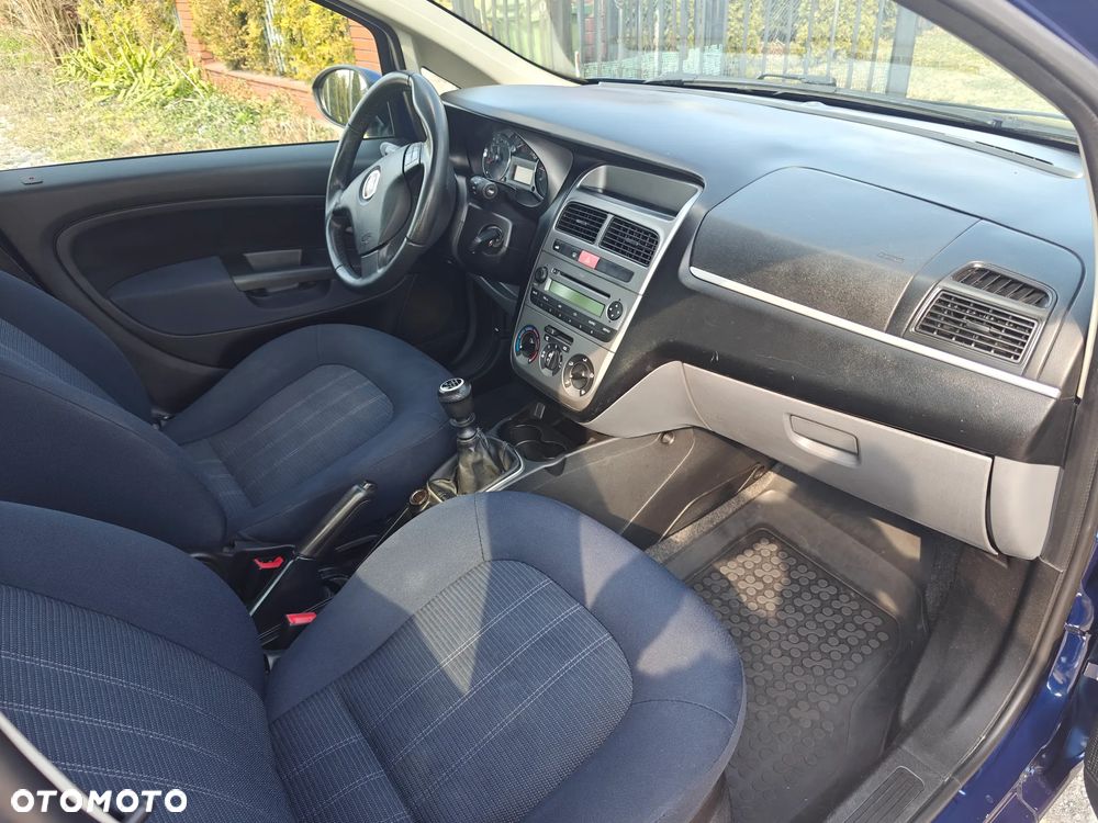 Fiat Linea 1.4 Active Euro5 - 13