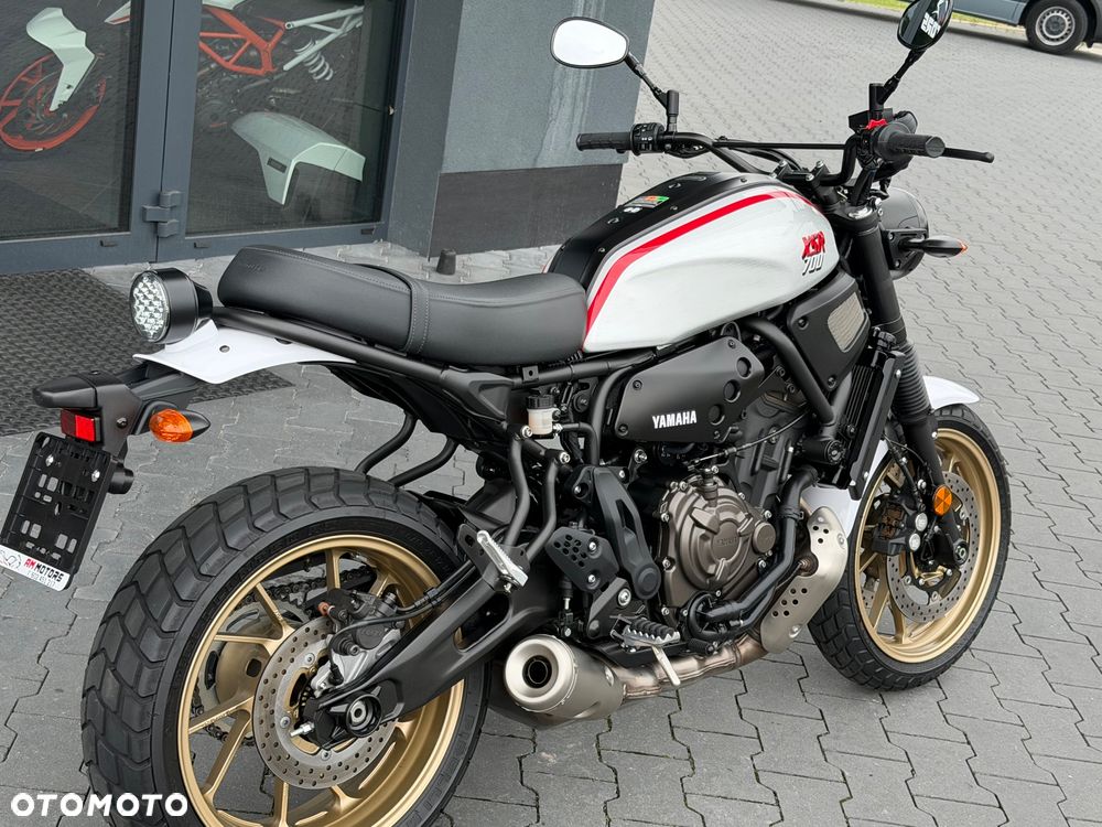 Yamaha XSR - 5