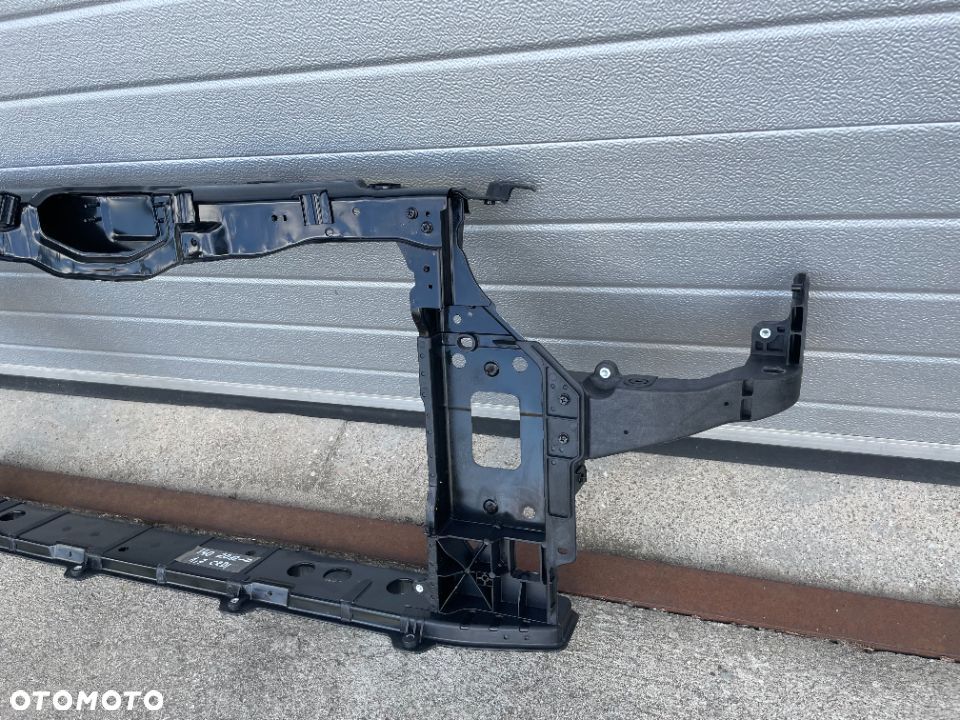 PAS PRZEDNI HYUNDAI i40  2012-- NOWY - 2