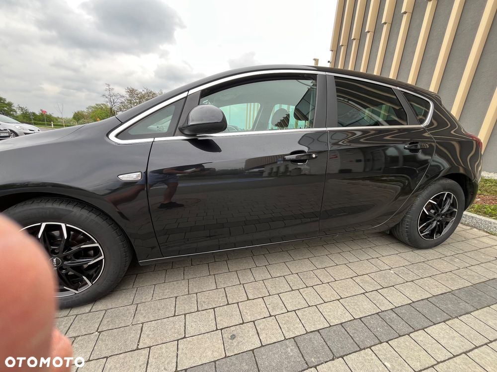 Opel Astra 1.4 Turbo - 14