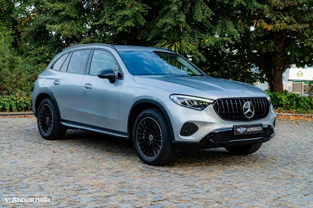 Mercedes-Benz GLC 300 e 4Matic 9G-TRONIC AMG Line Advanced - 8