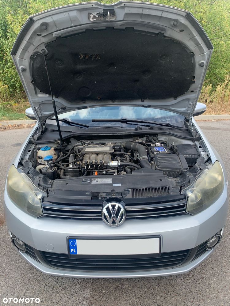 Volkswagen Golf - 8