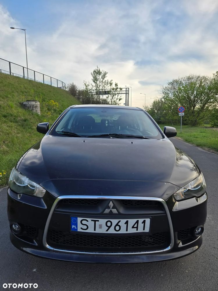 Mitsubishi Lancer 1.8 Invite - 2