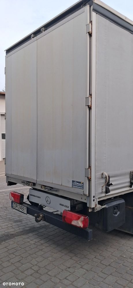 Mercedes-Benz SPRINTER - 4