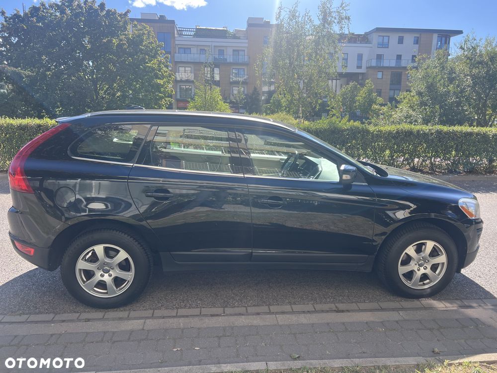 Volvo XC 60 D4 Momentum - 6