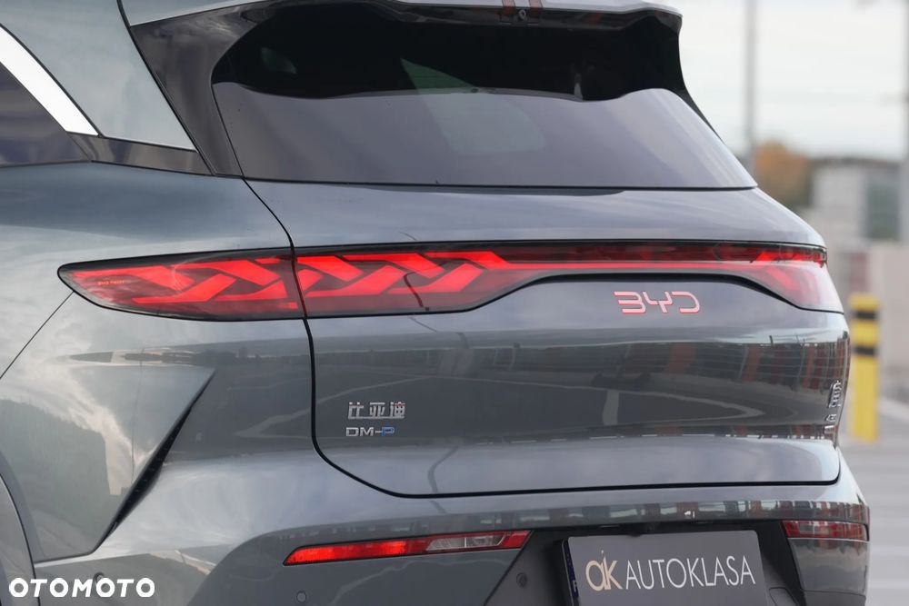 BYD Tang L - 7