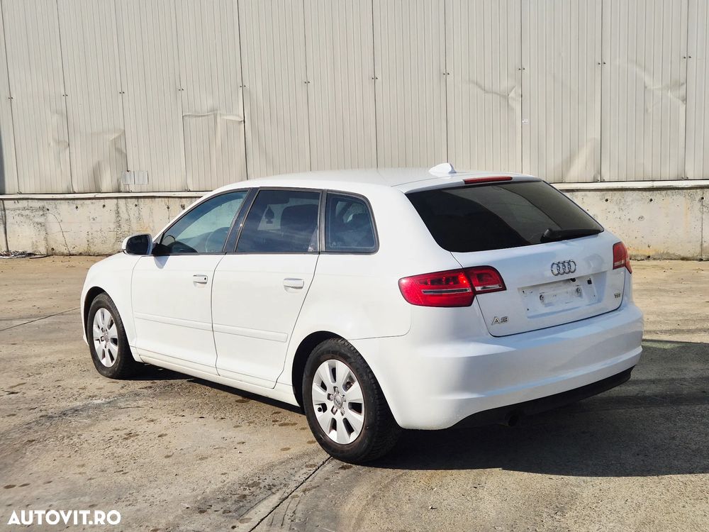 Audi A3 1.6 TDI ack DPF Ambiente - 7