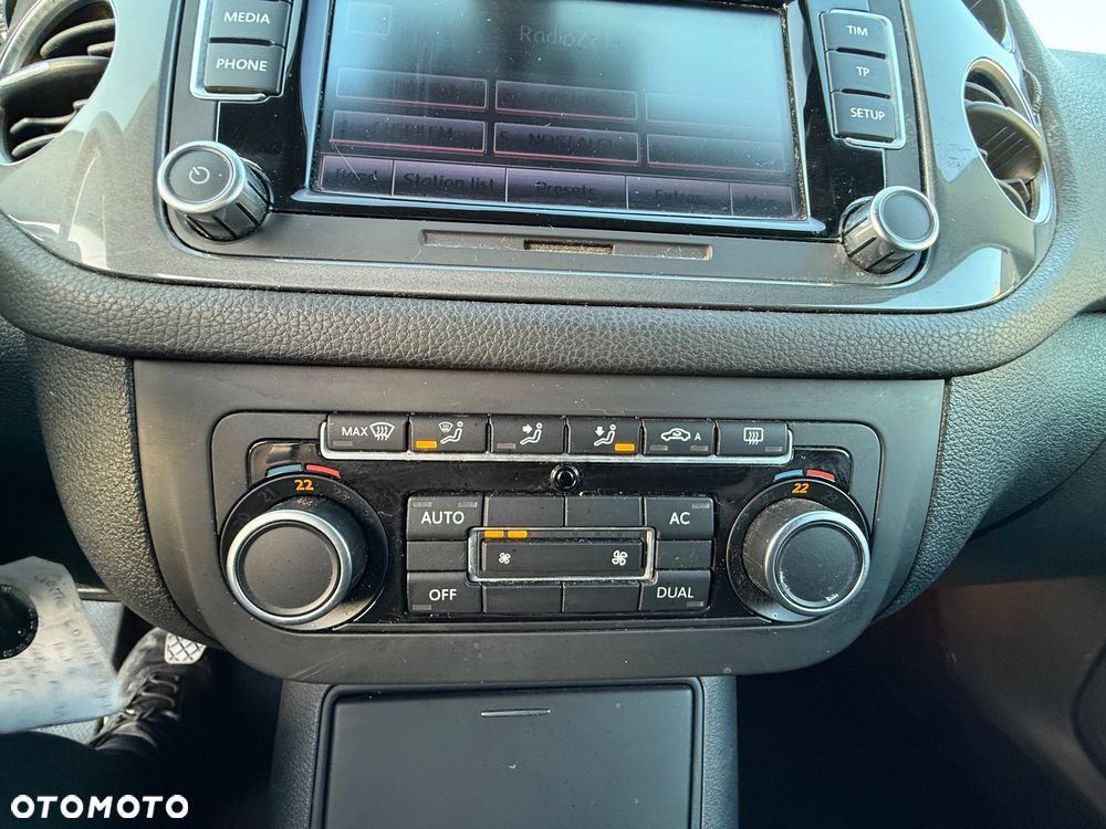 Volkswagen Tiguan 2.0 TDI DPF BlueMotion Technology Exclusive - 20