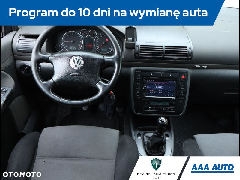 Volkswagen Sharan - 8
