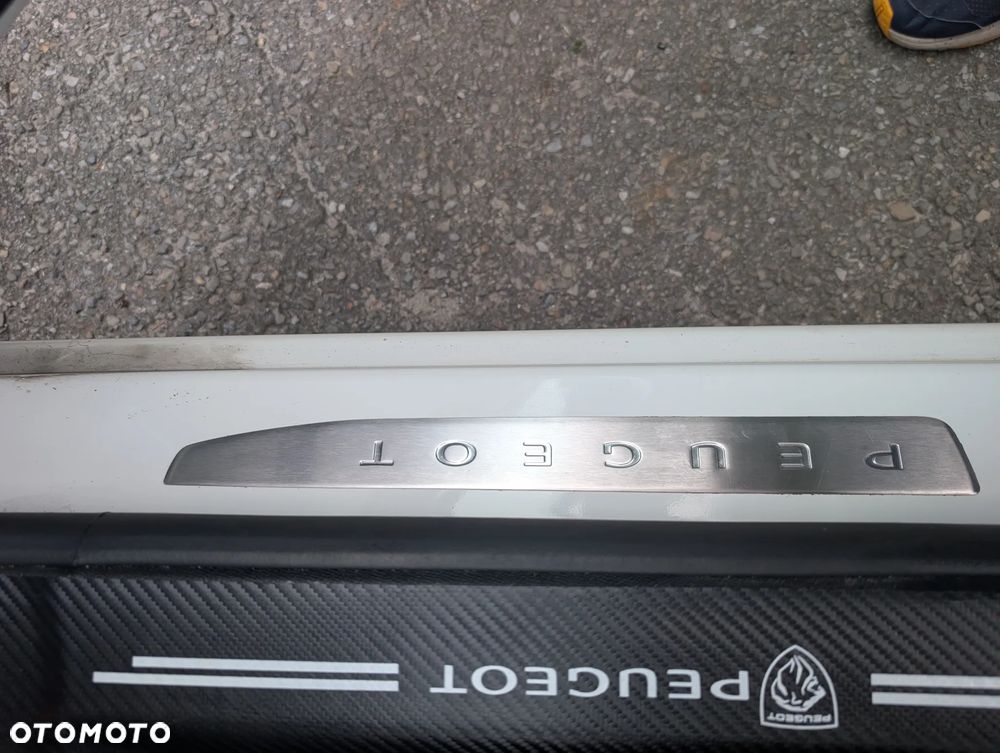 Peugeot 308 2.0 BlueHDi GT S&S EAT8 - 12