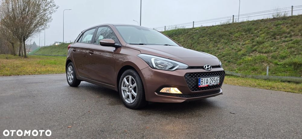 Hyundai i20 1.2 YES Silver - 6