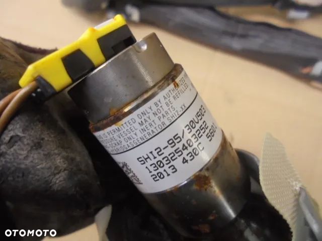 PEUGEOT 5008 I 2010-2016 KURTYNA PRAWA - 3