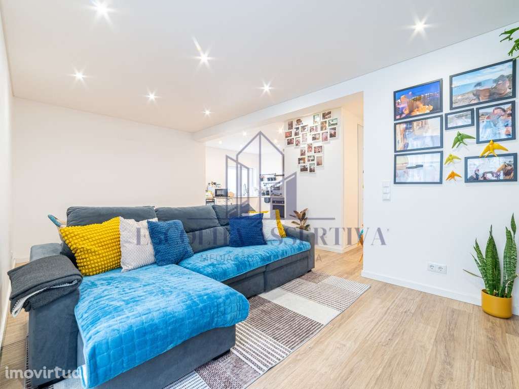 Apartamento T3 remodelado, com vista desafogada - Grande imagem: 4/35