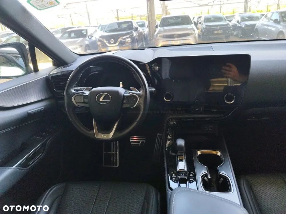 Lexus NX - 2