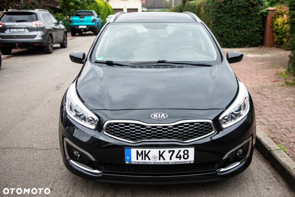 Kia Ceed 1.6 GDI ISG Vision - 2