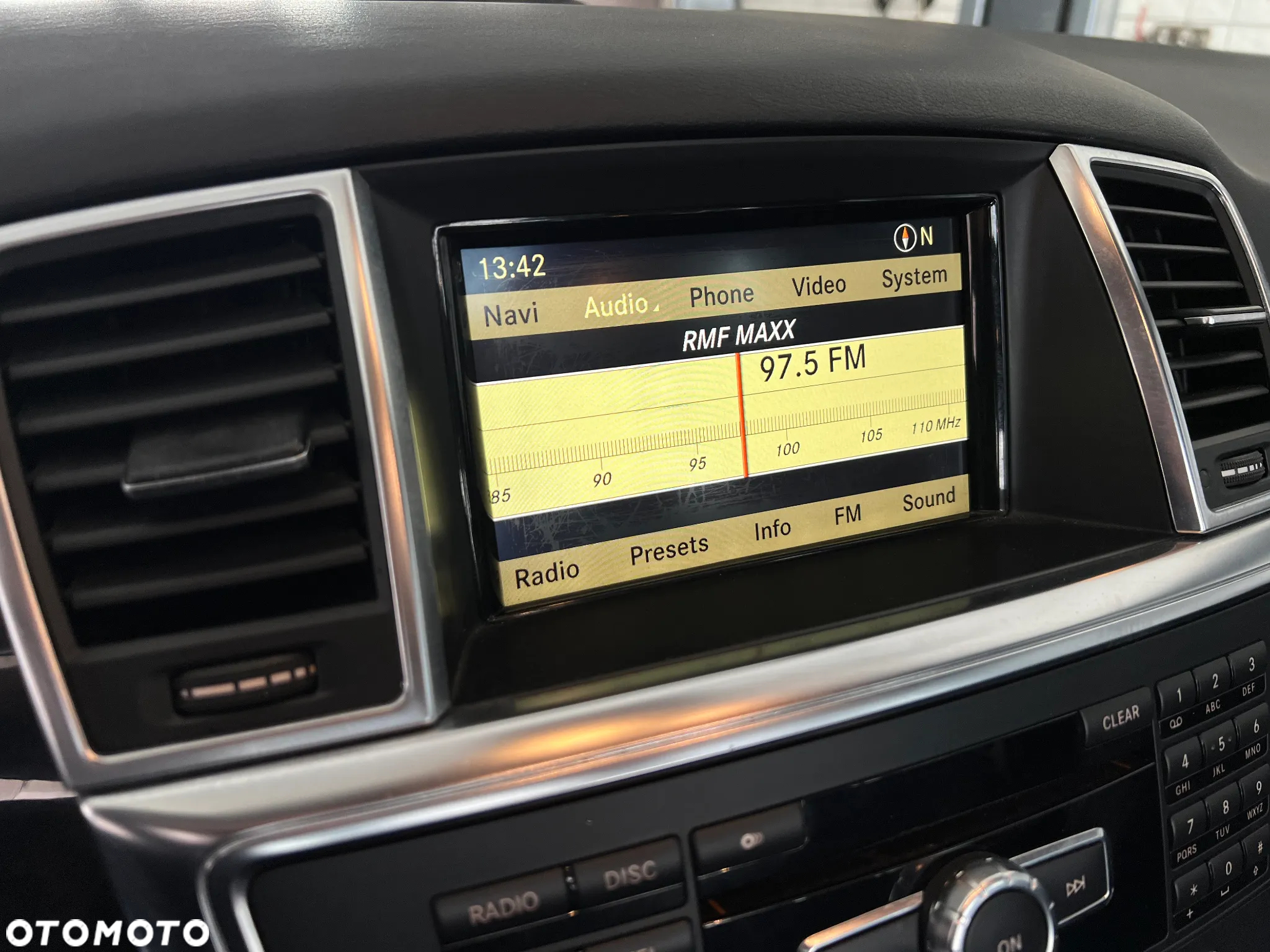 Mercedes-Benz ML 350 BlueTec 4-Matic - 12