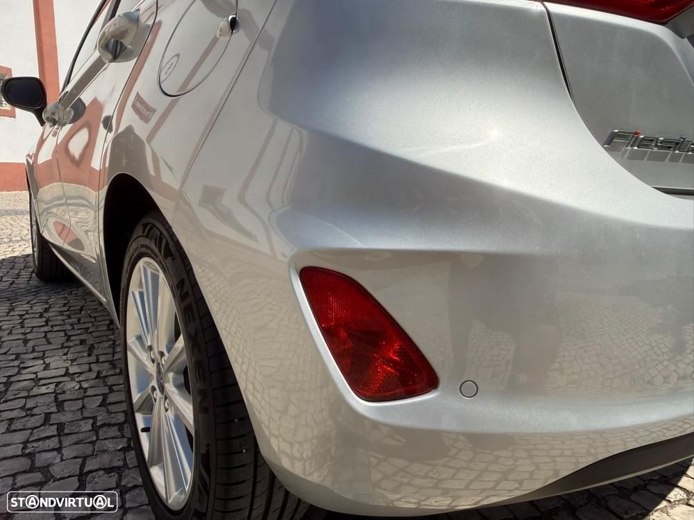 Ford Fiesta 1.0 EcoBoost Titanium - 13