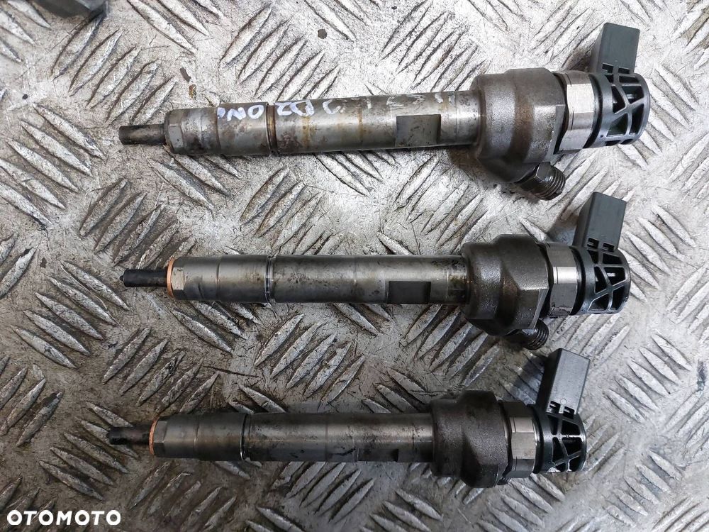 POMPA WTRYSKOWA WTRYSKIWACZE KOMPLET BMW F11 2.0 D N47 0445010517 7810702 - 8