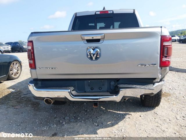 RAM 1500 Crew Cab Shortbed Limited - 12