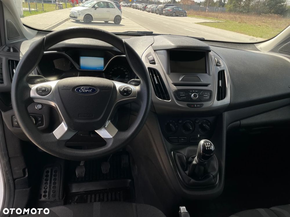 Ford Transit Connect - 13