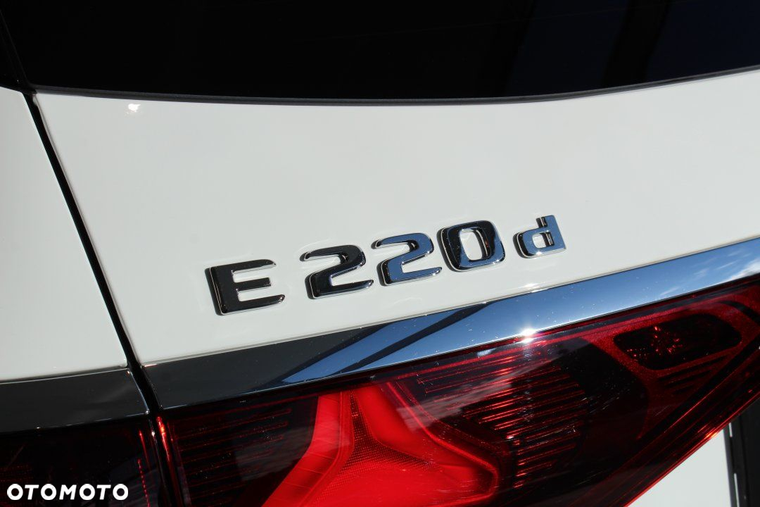 Mercedes-Benz Klasa E - 19