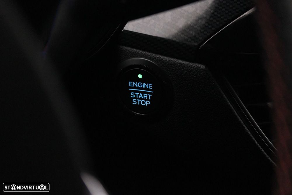 Ford Kuga 1.5 EcoBoost ST-Line - 31