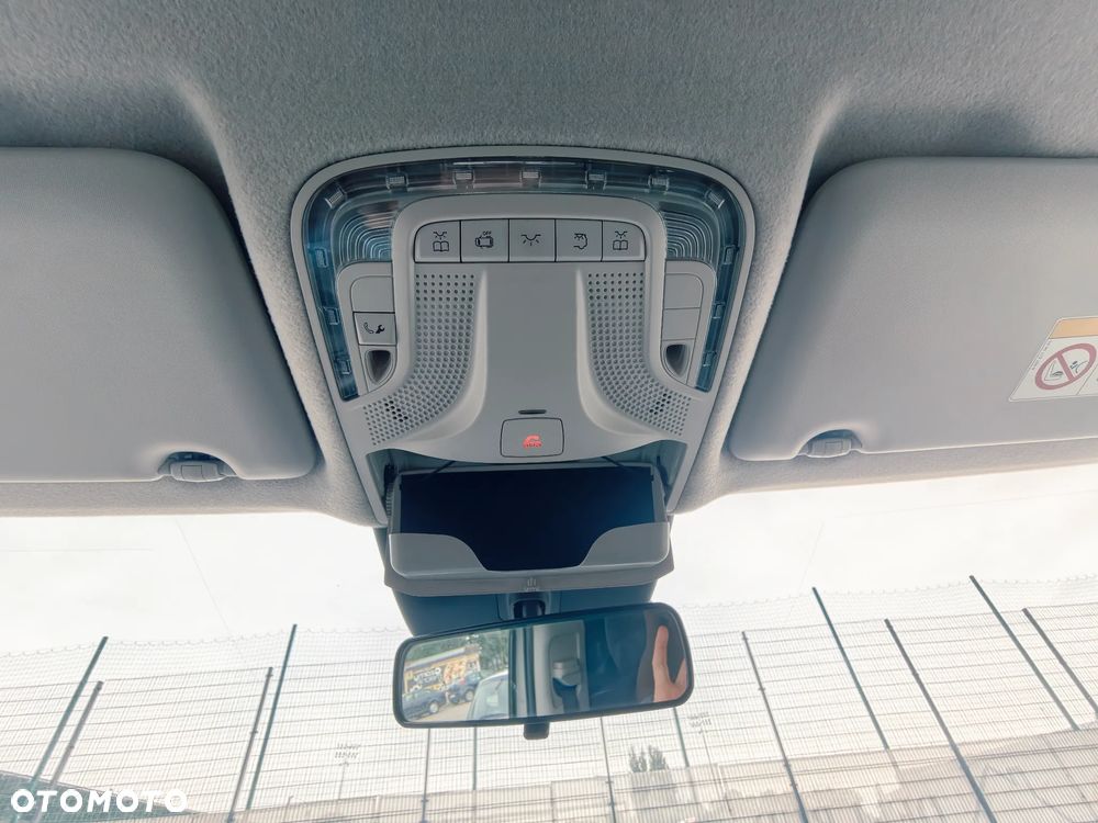 Mercedes-Benz Vito - 22