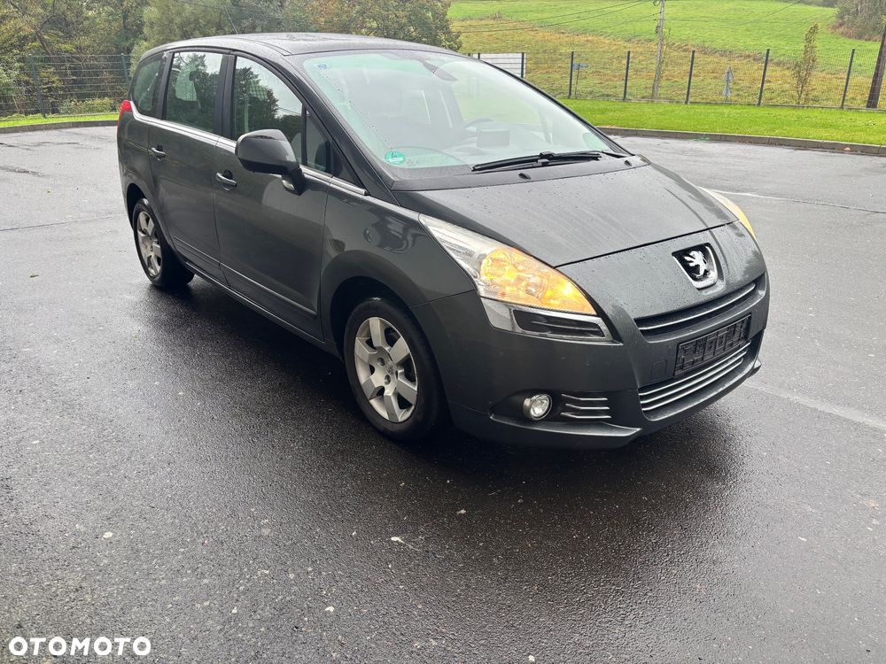 Peugeot 5008 1.6 HDi Active 7os - 2