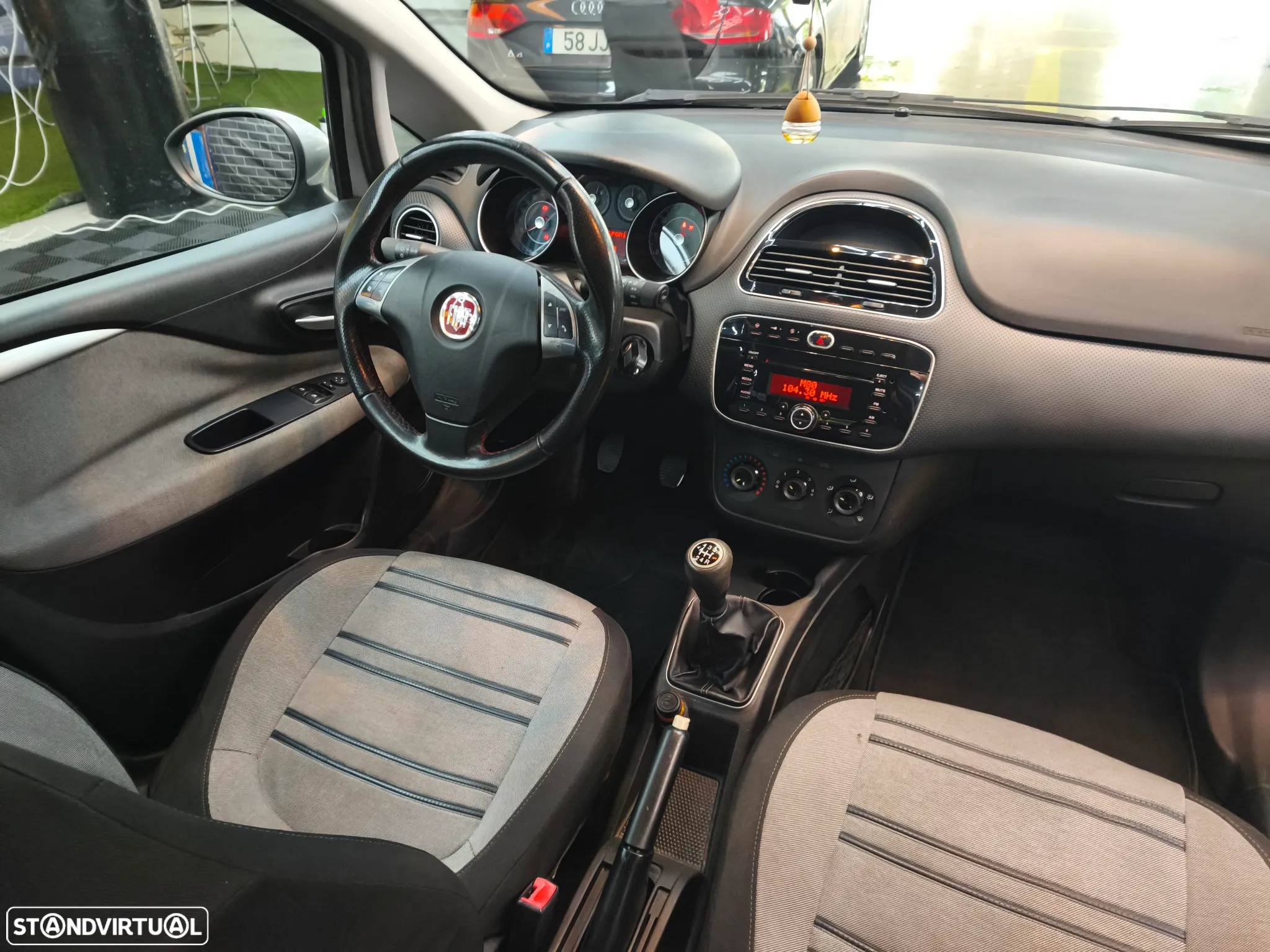 Fiat Punto Evo 1.3 M-Jet Dynamic Style - 18