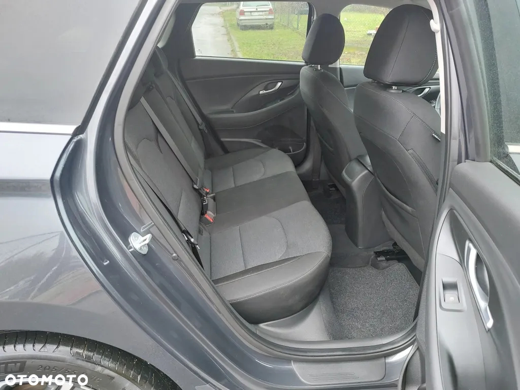 Hyundai i30 1.5 T-GDI 48V-Hybrid Trend - 28